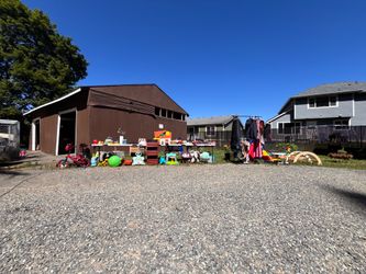YARD SALE