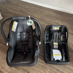 GRACO Snug ride Snug Lock Car Seat