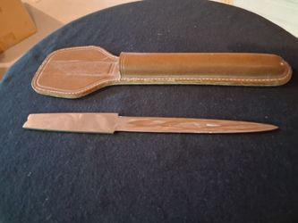 STAINLESS STEEL LETTET OPENER WITH LEATHER SHEETH