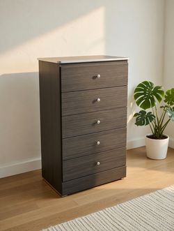 Beautiful Gray 5 Drawer Chest with Glides🔖