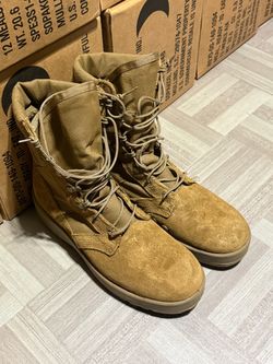 Us army combat boots these are one time used only size 9