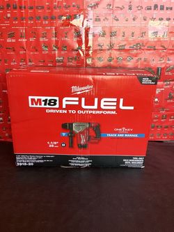 MILWAUKEE M18 FUEL 18V LITHIUM-ION BRUSHLESS CORDLESS SDS-PLUS 1-1/8-IN. ROTARY HAMMER DRILL ( TOOL ONLY )