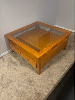 Stanley Furniture Square Cocktail/Coffee Table