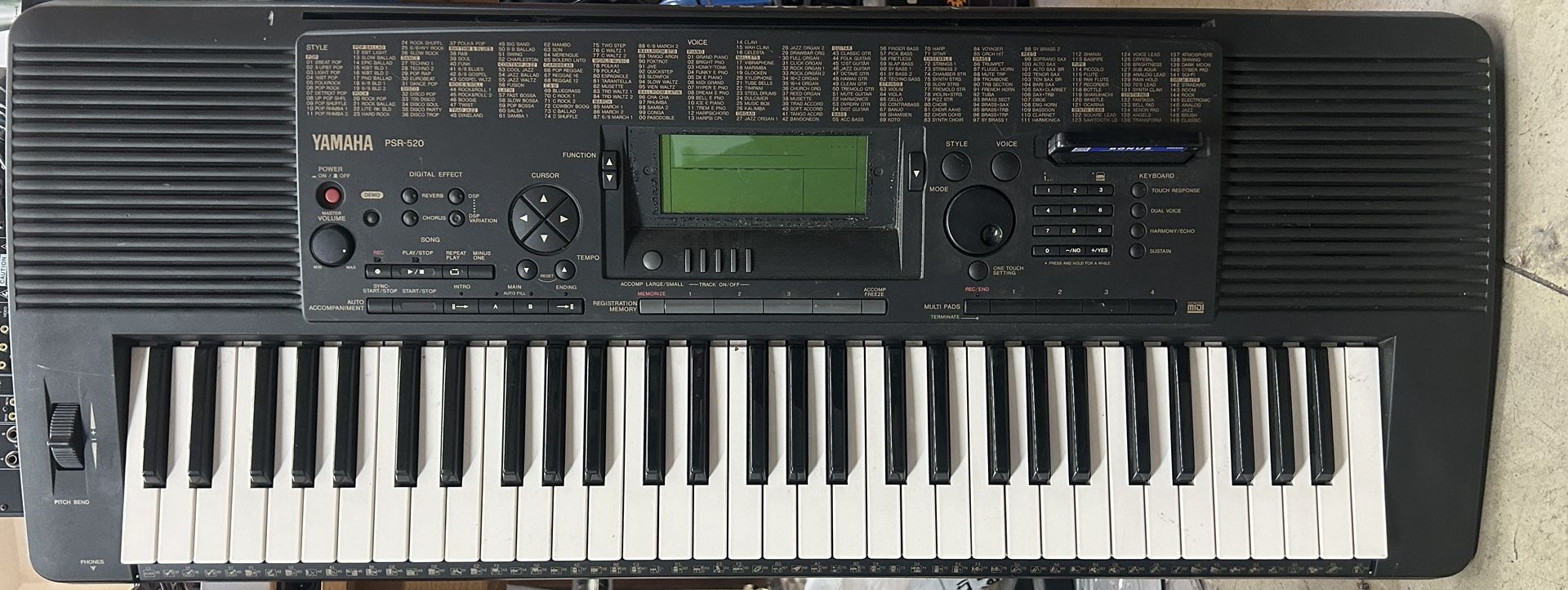 YAMAHA PSR-520 Keyboard