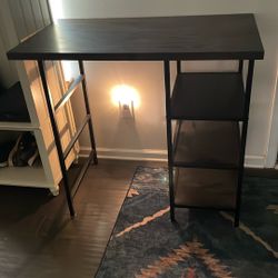 Coffee bar/Table 