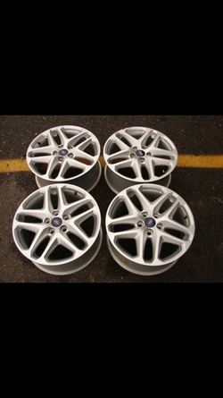 //// 17" FORD OEM 5X108 WHEELS ////