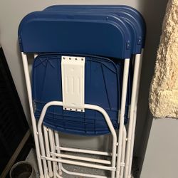 Foldable Chairs 