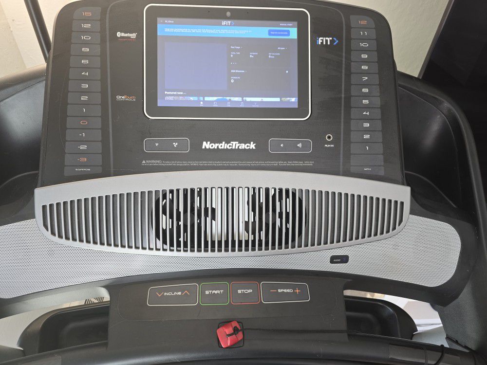 NordicTrack Commercial 1750 treadmill 