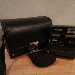 Polaroid camera 
