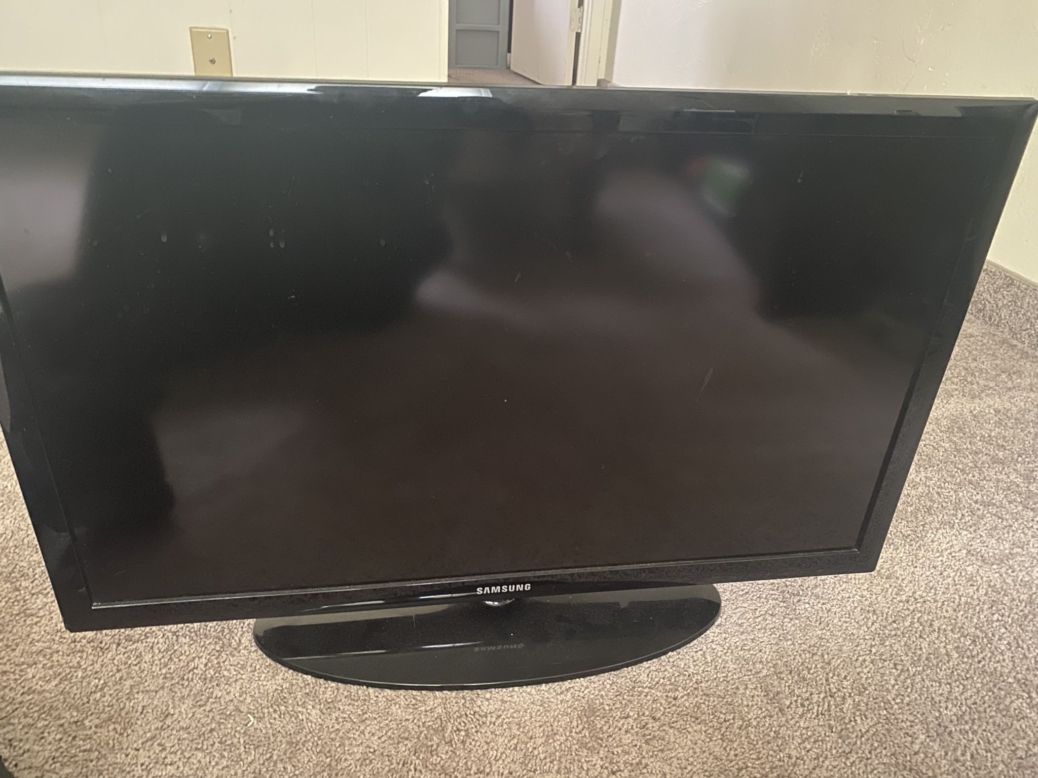 Flat Screen Samsung Tv