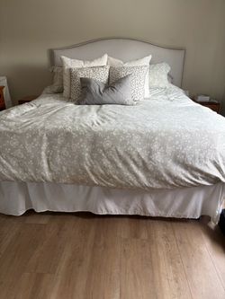 18 Inch Metal Platform Bed Frame- Cal King