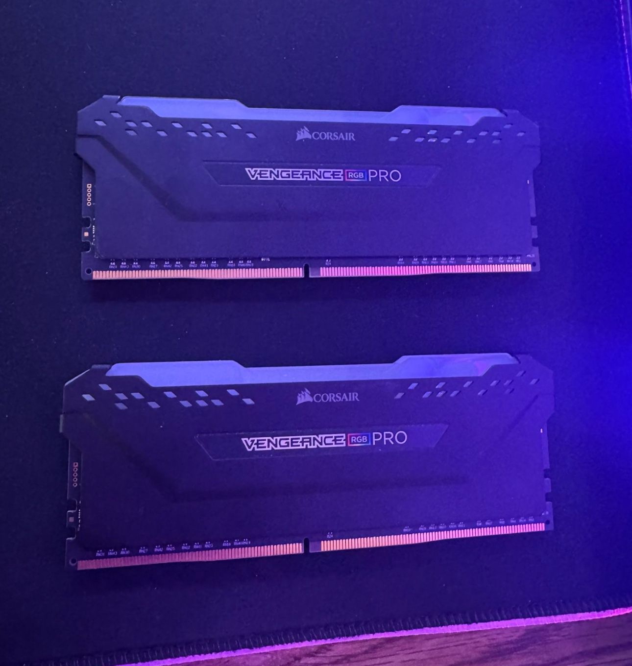 CORSAIR Ram RGB PRO SL DDR4 32GB