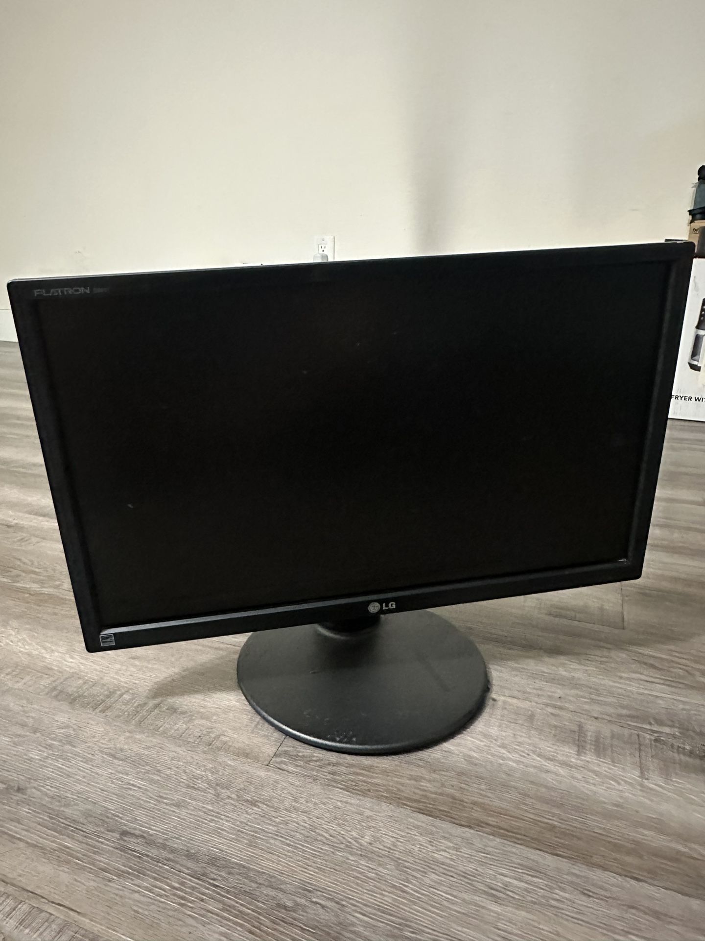 LG FLATRON E2411 Monitor