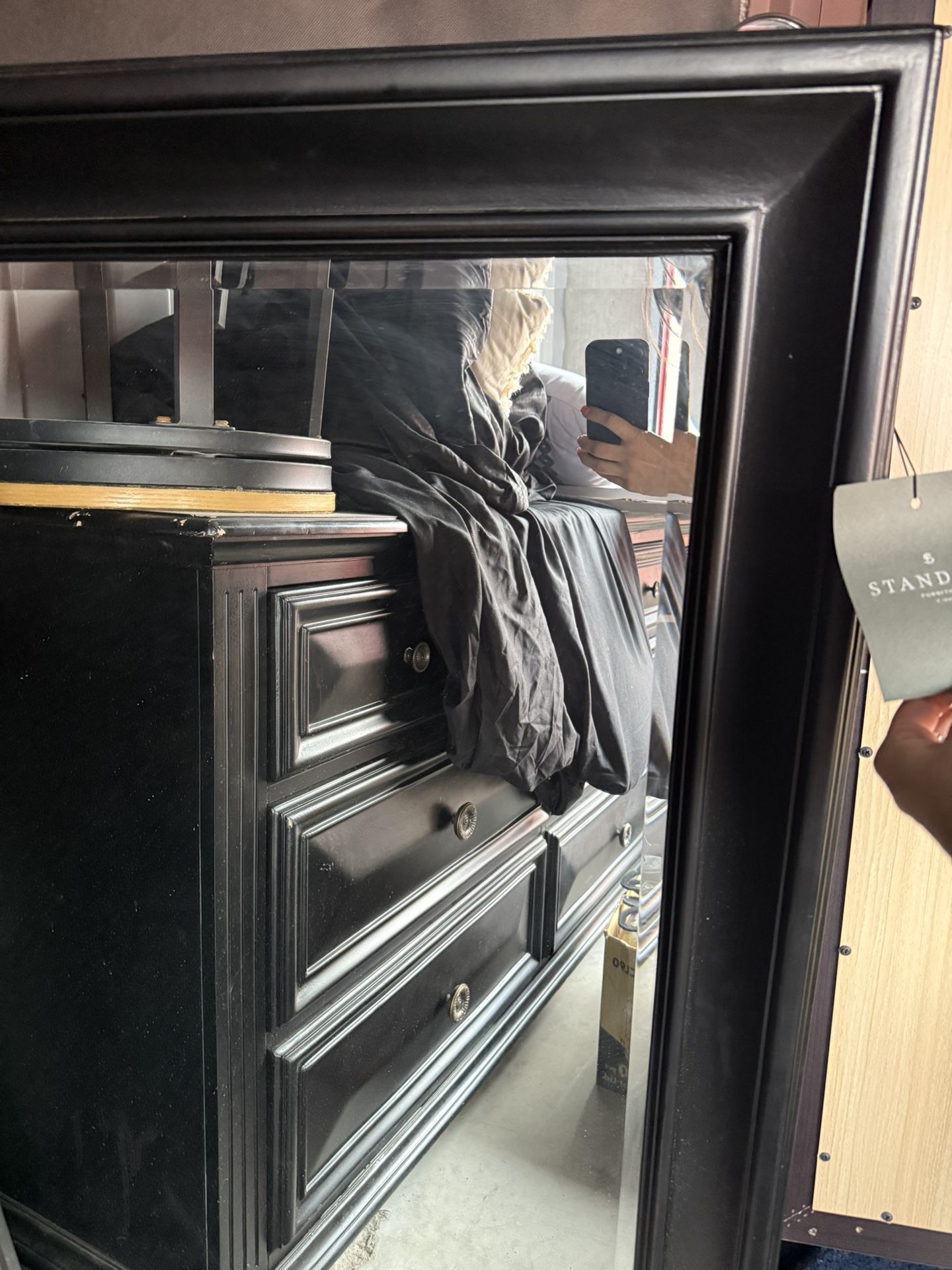 FULL FURNISHING FOR 2 bedroom apartment