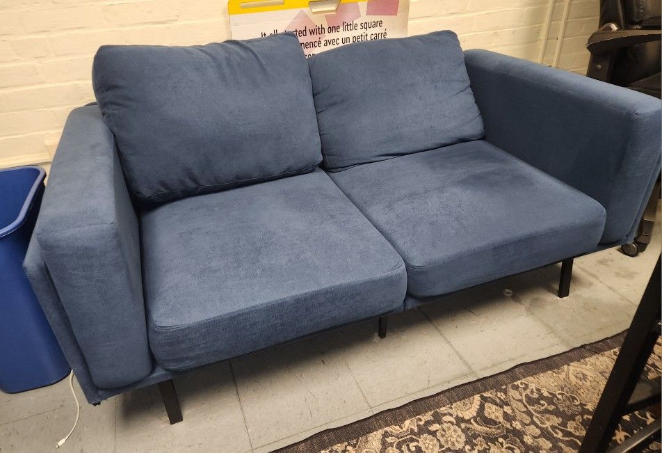 Loveseat