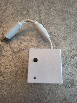 Rock Band WGTSELEA2B -VFRHMXDNG04 Fender Stratocaster Dongle Nintendo Wii Tested