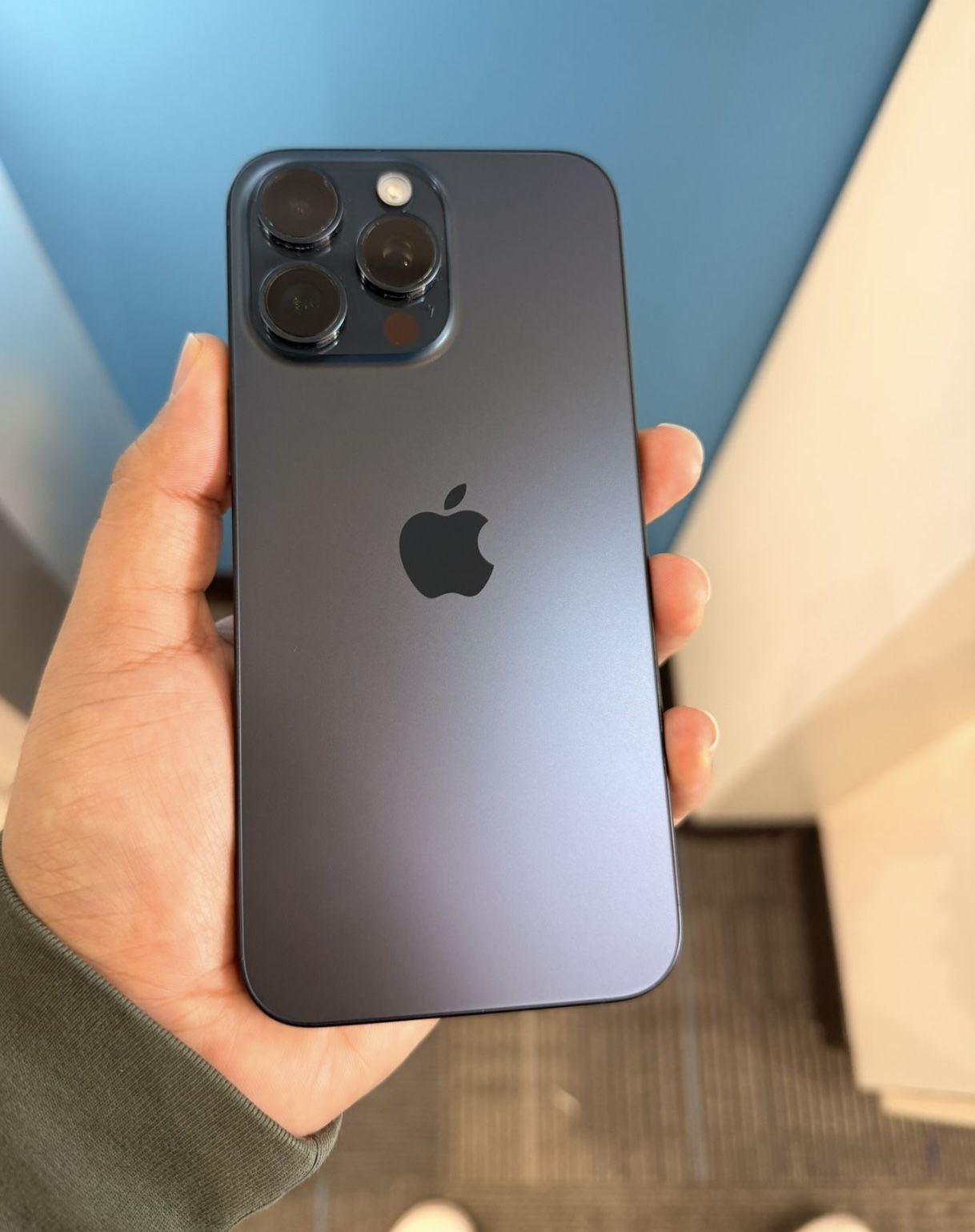 iPhone 15 Pro Max Black Titanium