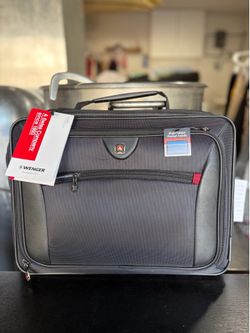 Wenger 16" Black Mainframe Laptop Briefcase