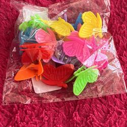 16 Piece Butterfly Hair Clips