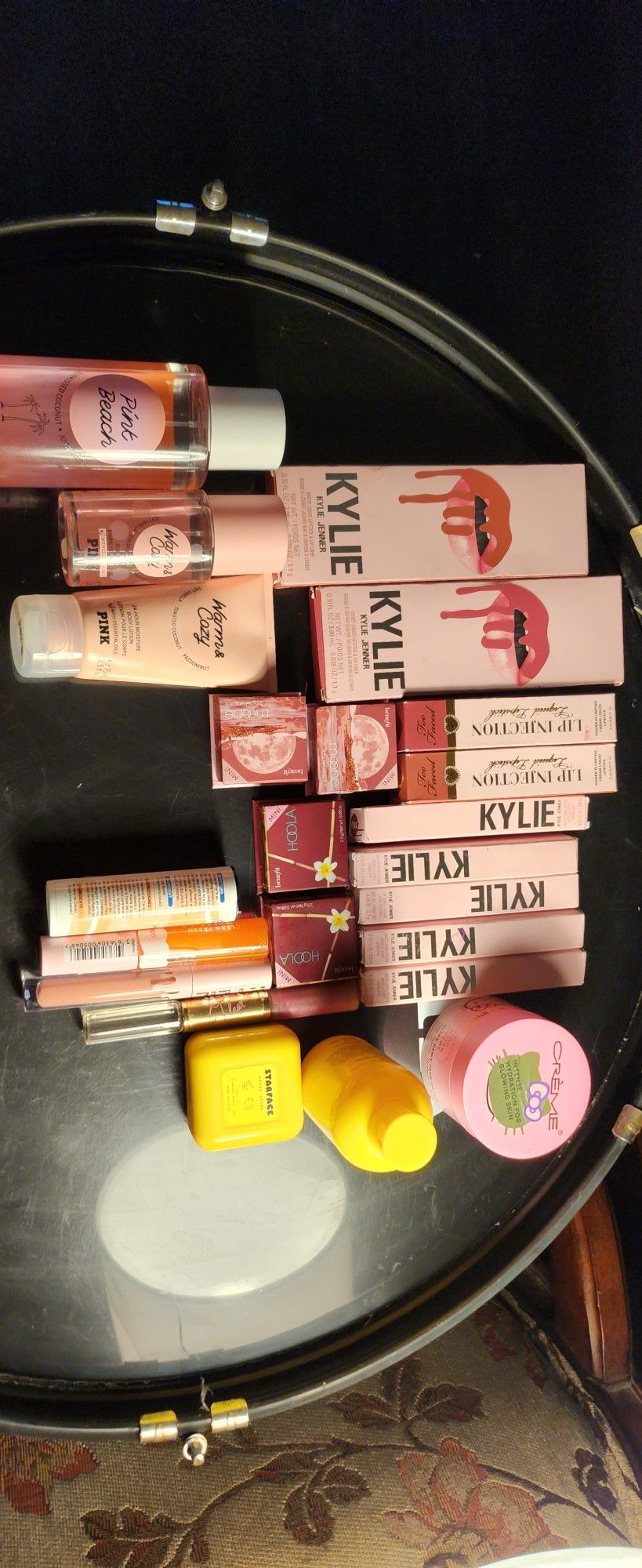 Kylie Jenner Cosmetic