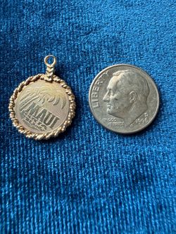14K Gold Maui Medallion Pendant | Hawaiian Charm | 1.2g