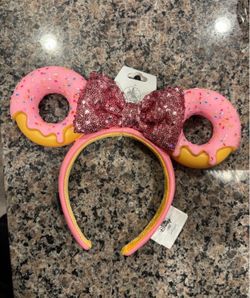 Disney Eats Donut Ears
