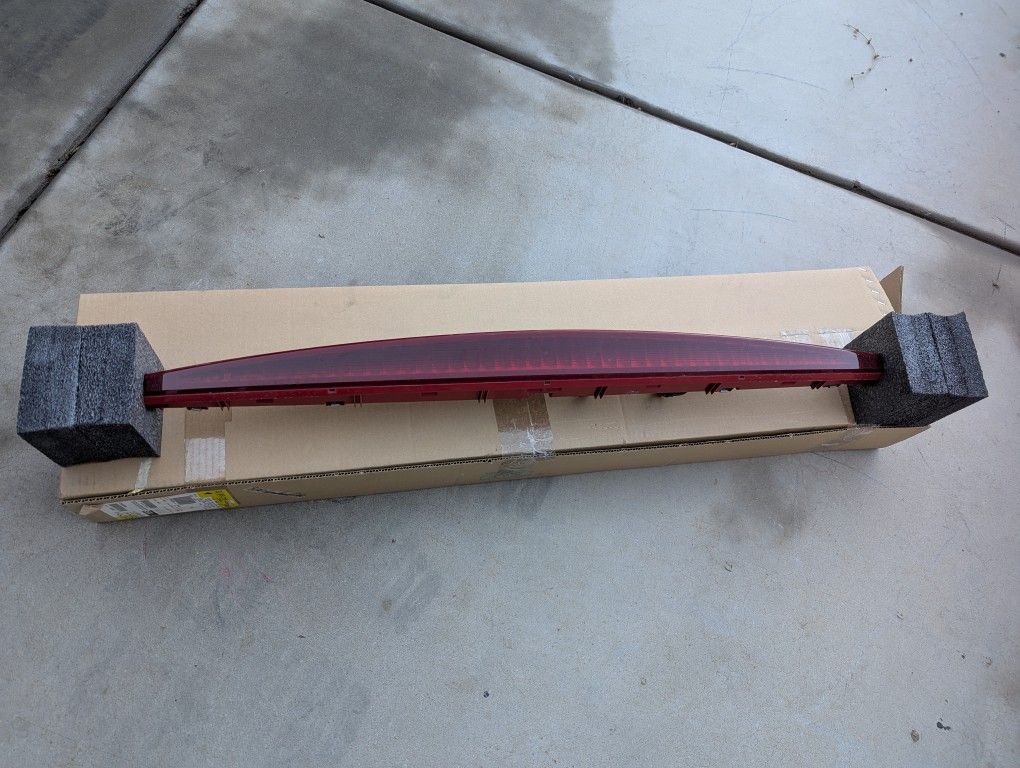 Chevrolet Avalanche 3rd Brake Light
