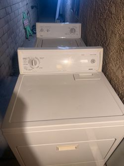 Kenmore washer dryer set work great super super  clean gas dryer and washer #1 these will outlast a new set any day