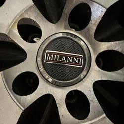 22’s Milanni Rims With 2 Tires