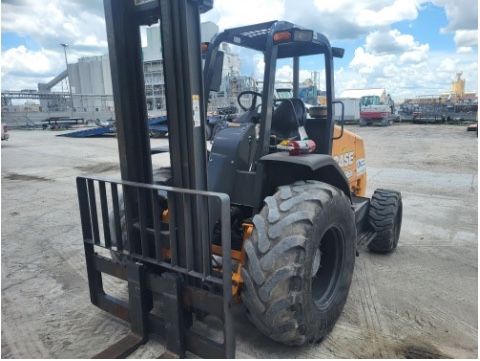 Case 586 Rough Terrain Forklift