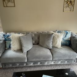 Grey couch 
