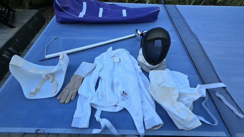 Full Fencing Gear Set – Complete Kit (Mask, Jacket, Pants, Chest Protector, Glove, Sword, Bag) 🤺OBO
