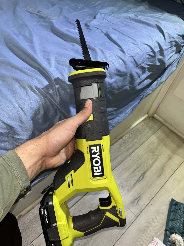 Ryobi reciprocating saw 