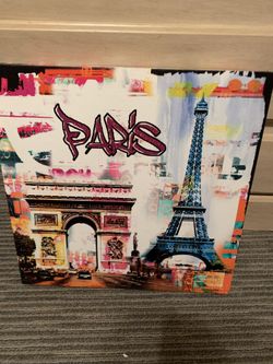 Wall pictures of Paris all 6 for 40 dollars or $8.00 each