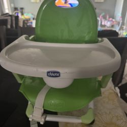 Chicco Portable Booster 
