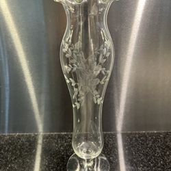 Beautiful Vintage  Princess House 10" Hand Etched Corn Flower Crystal Vase Fluted Top