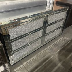 Mirrored Furniture - 6 Drawer Dresser CLEARANCE Open Box Special