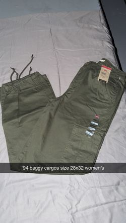 Levi’s ‘94 baggy cargos