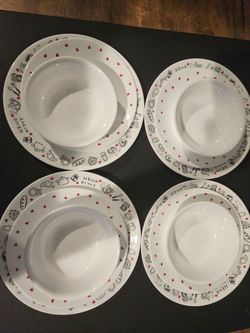 Corelle Vitrelle Hello Kitty 12-PC Dinnerware Set