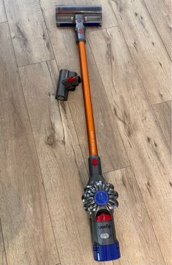 rechargeable vacuum Dyson V8 Rechargeable Vacuum