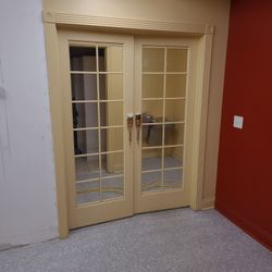 Is pair of nice French doors