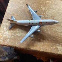 Generic Boeing 747 1:400 size
