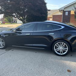 2013 Tesla Model S