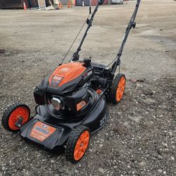 Yardmax 22 Inches Self-propelled Lawnmover 