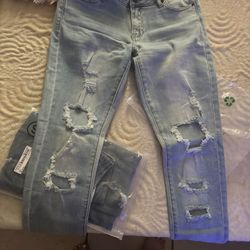 Brand New Fashion Nova Jeans Size 7