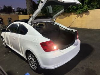 2006 Toyota Scion tC