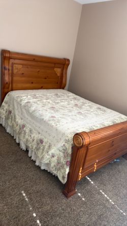 Ful size Bed