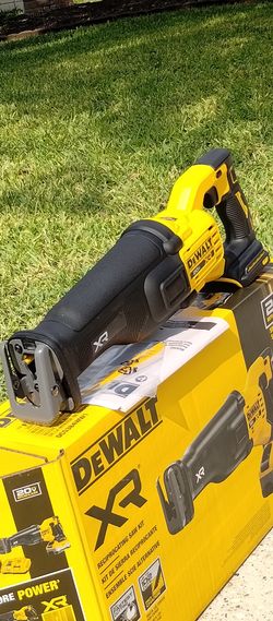 Brand New DEWALT XR 20-volt Max Variable Speed Brushless Cordless Reciprocating Saw