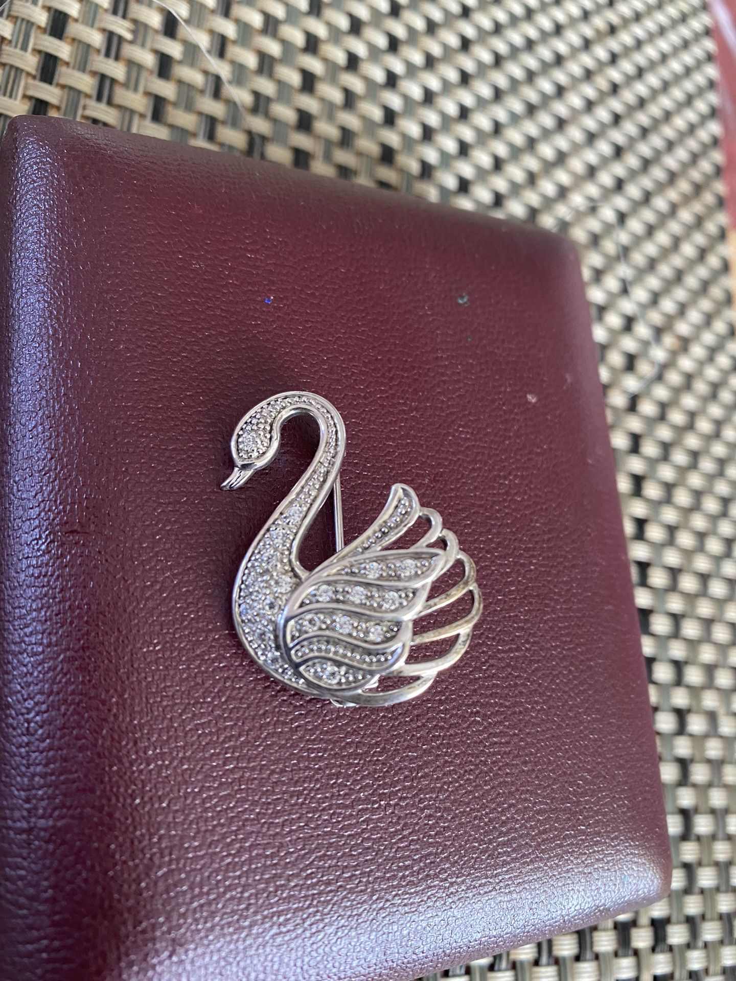 SWAN STERLING SILVER BROOCH