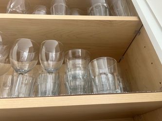 Mixed Glassware Set – Water, Wine Glasses and Tumblers